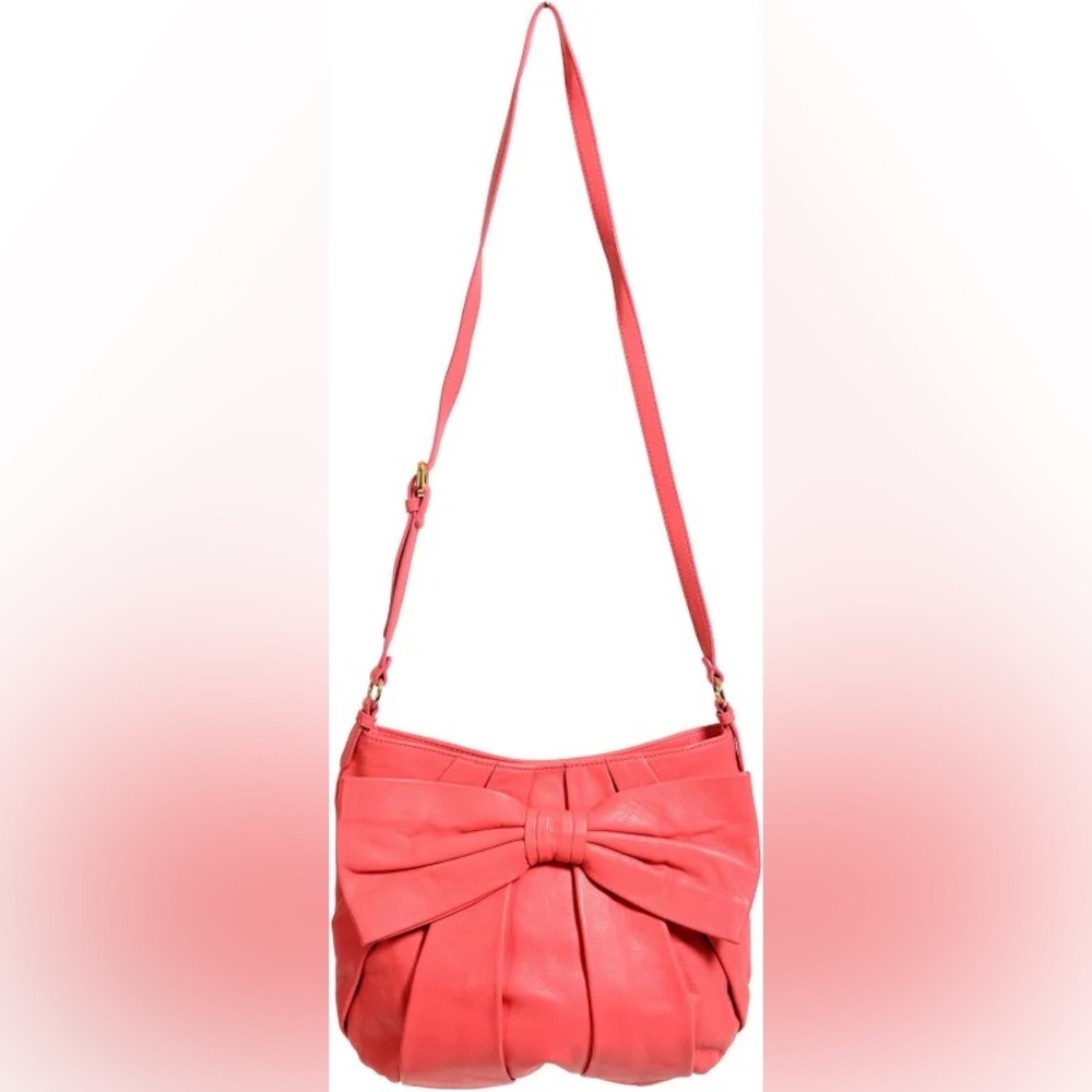 Red Valentino bag with bow accent in barbie pink